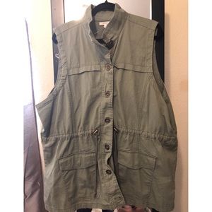 Plus size utility vest